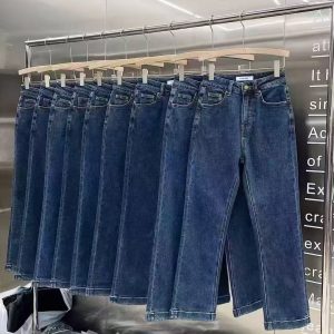 Women's skinny jeans