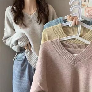 Women's sweater