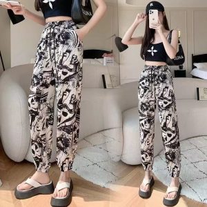 Women's attire: leggings