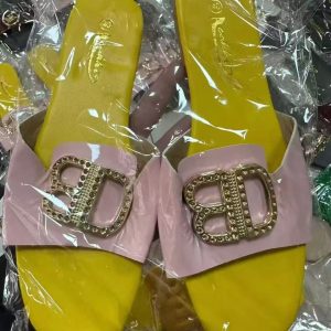 Women's clothing export slippers