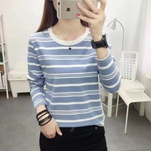 Women's long-sleeved T-shirt