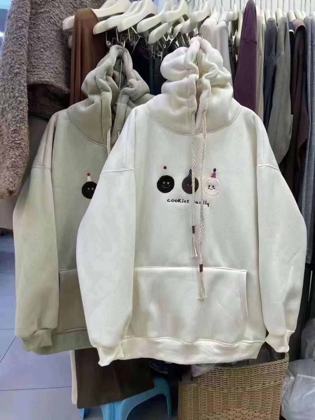 Men's and Women's Matching Hooded Sweatshirt - 图片 10